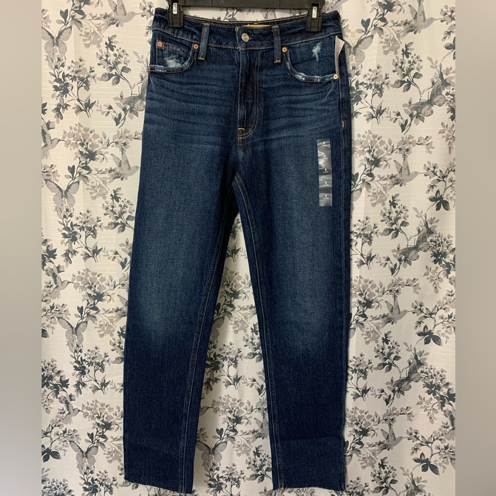 New with tags Goldie Blue cheeky taper jeans